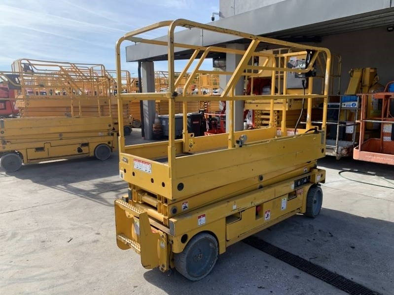 Haulotte Compact 8 - 8m, electric - Sakselift: billede 2 Haulotte Compact 8 - 8m, electric - Sakselift: billede 2