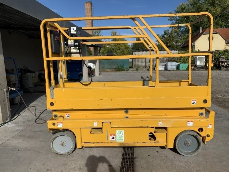 Haulotte Compact 8 - 8m, electric - Sakselift: billede 5 Haulotte Compact 8 - 8m, electric - Sakselift: billede 5