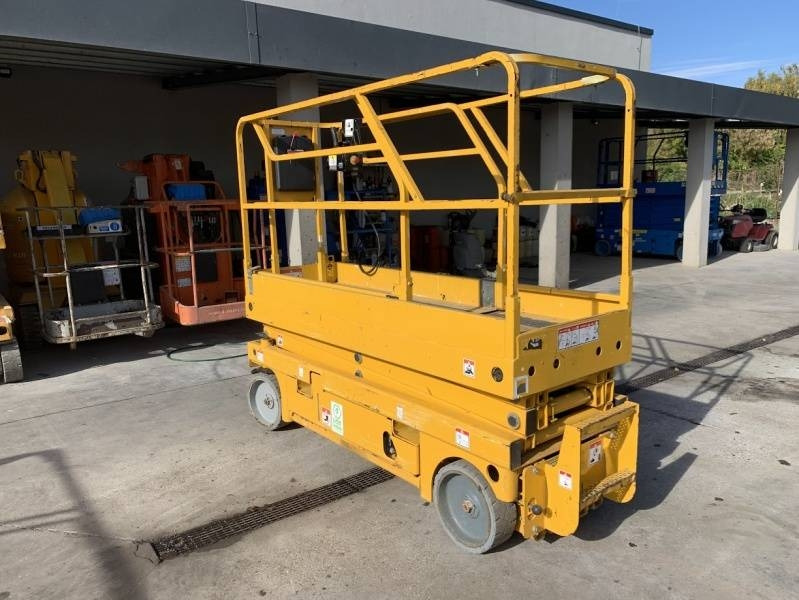 Haulotte Compact 8 - 8m, electric - Sakselift: billede 1 Haulotte Compact 8 - 8m, electric - Sakselift: billede 1