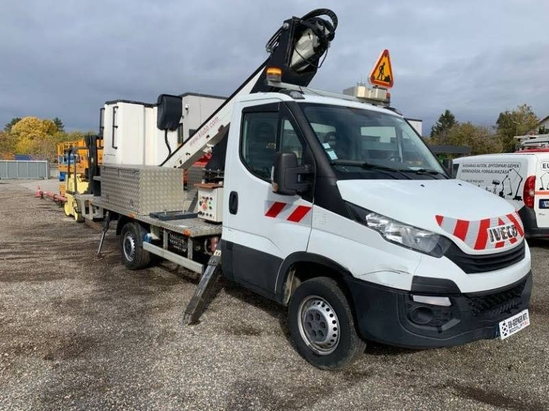 Iveco Daily Klubb KT48 - 16m, 200kg  - Lastbil med mandskabslift: billede 1 Iveco Daily Klubb KT48 - 16m, 200kg  - Lastbil med mandskabslift: billede 1