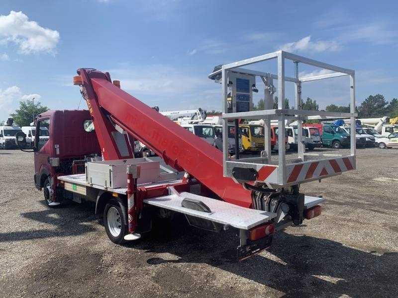 Lastbil med mandskabslift Nissan Cabstar Palfinger P260B - 25,6 m - 230 kg: billede 7