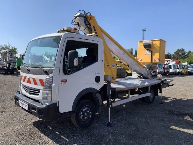 Renault Maxity Multitel MT202DS - 20m - 200 kg - Lastbil med mandskabslift: billede 2 Renault Maxity Multitel MT202DS - 20m - 200 kg - Lastbil med mandskabslift: billede 2