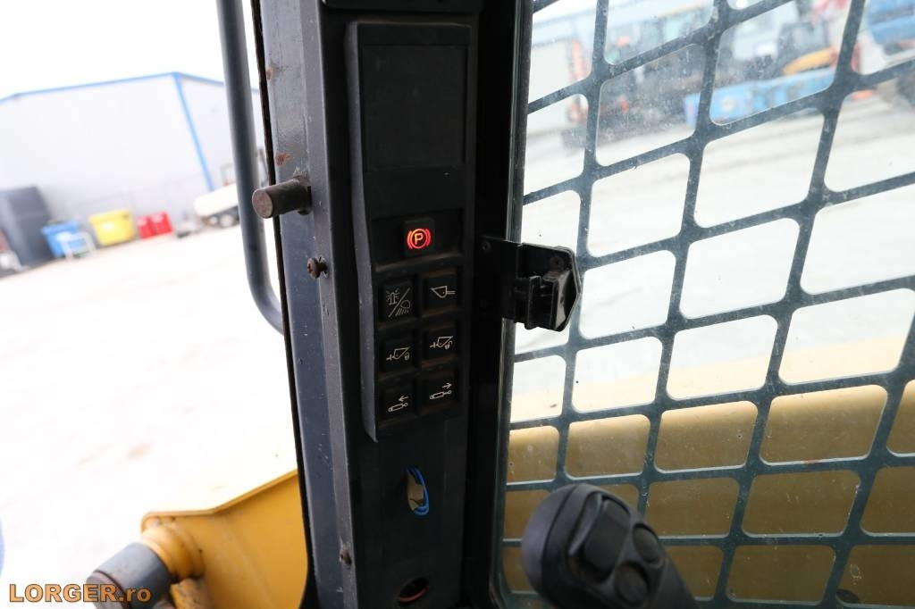 Skridstyret minilæsser Gehl R 135: billede 12