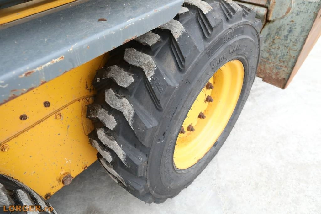 Skridstyret minilæsser Gehl R 135: billede 14