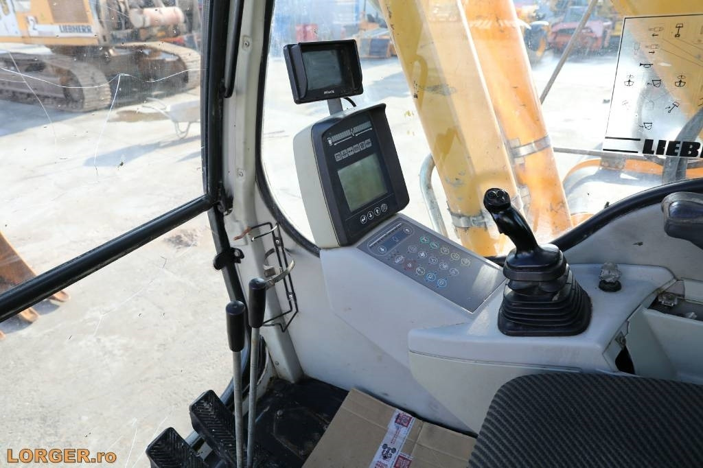 Bæltegravemaskine Liebherr R 916 LC: billede 13 Bæltegravemaskine Liebherr R 916 LC: billede 13