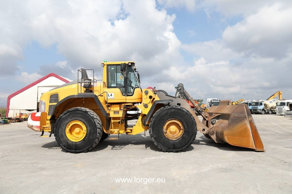 Volvo L 220 H - Gummihjulslæsser: billede 2 Volvo L 220 H - Gummihjulslæsser: billede 2