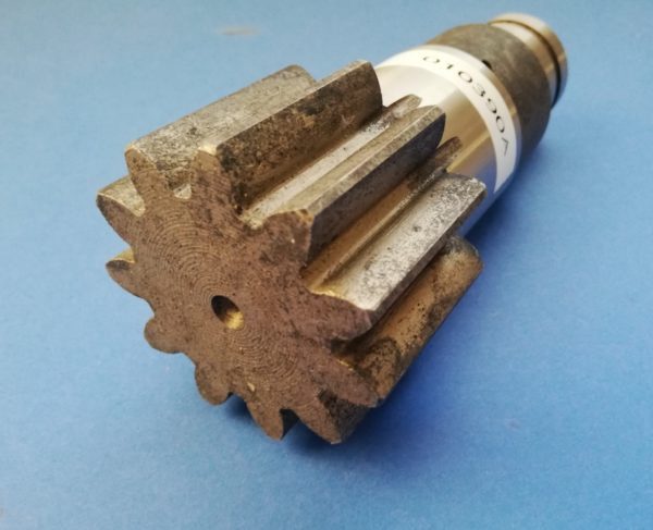 010400A Hitachi ZX14, JCB 8010 swing motor shaft - Svingmotor for Entreprenørmaskin: billede 1 010400A Hitachi ZX14, JCB 8010 swing motor shaft - Svingmotor for Entreprenørmaskin: billede 1