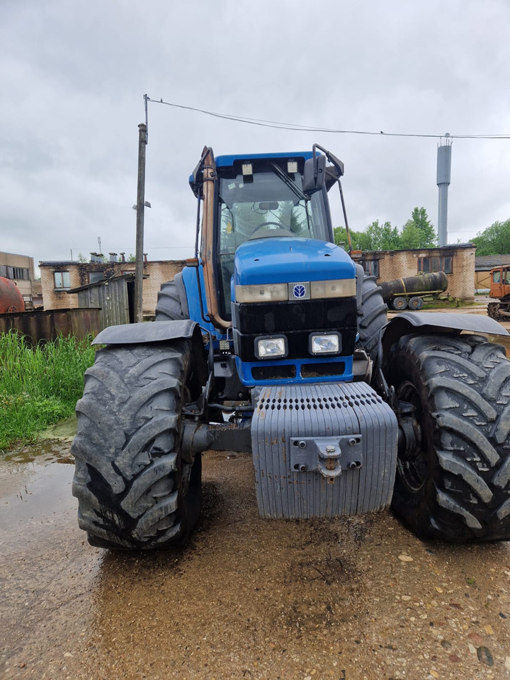 FORD 8670 - Traktor: billede 2 FORD 8670 - Traktor: billede 2