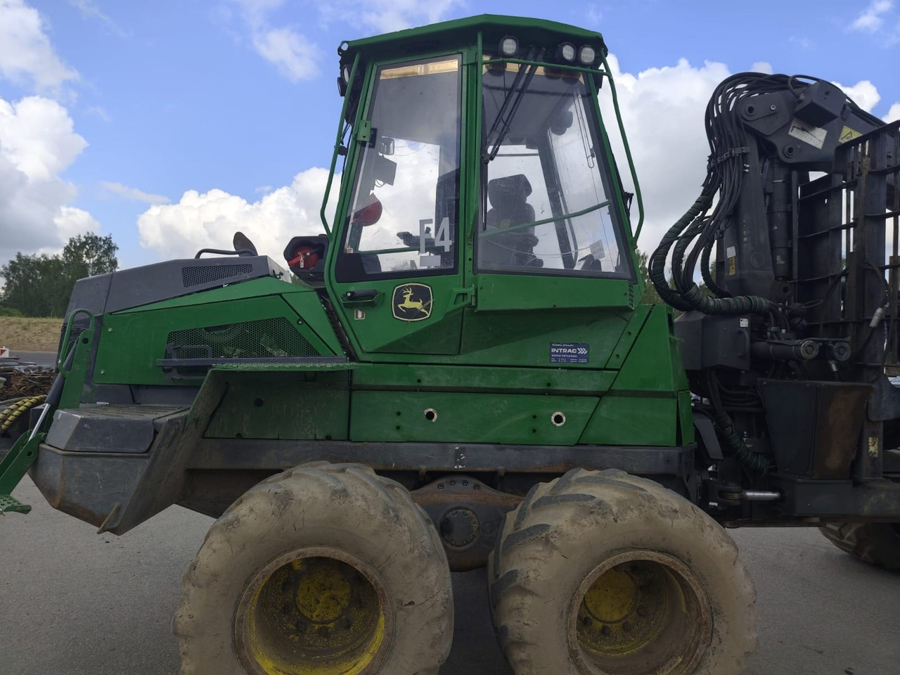JOHN DEERE 910G - Udkørselsmaskine: billede 2 JOHN DEERE 910G - Udkørselsmaskine: billede 2