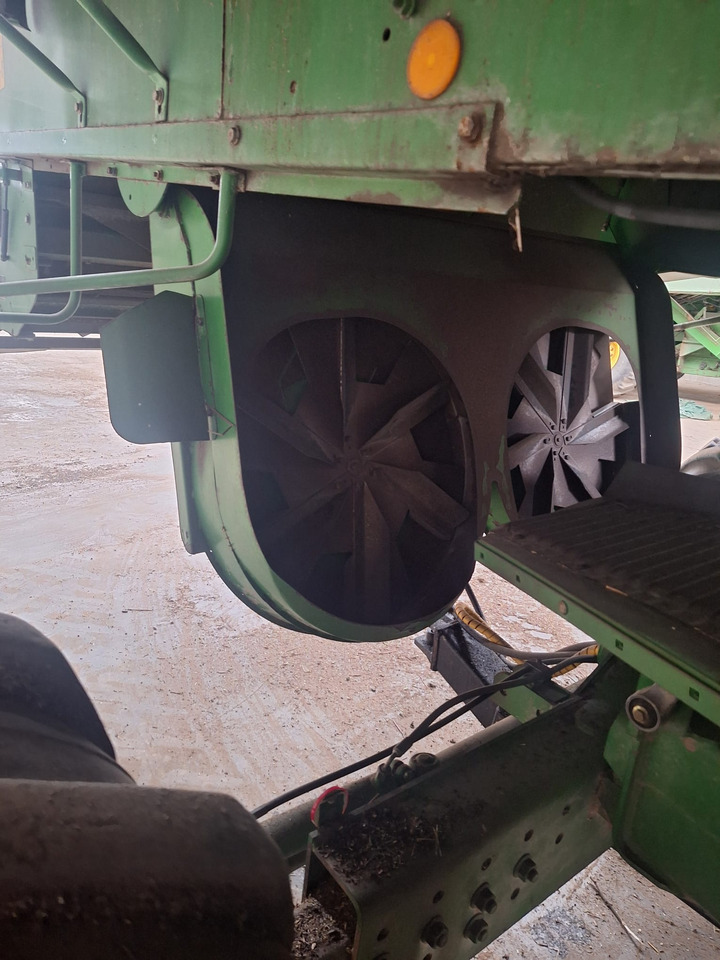 JOHN DEERE T670 - Mejetærsker: billede 5 JOHN DEERE T670 - Mejetærsker: billede 5