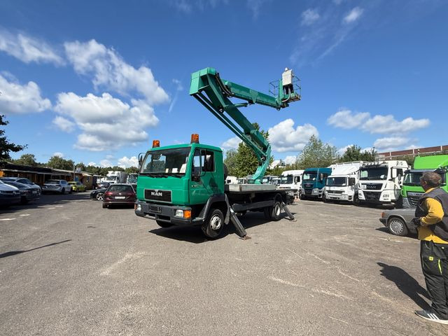 MAN 8.163 Hubarbeitsbühne - Lastbil med mandskabslift: billede 3 MAN 8.163 Hubarbeitsbühne - Lastbil med mandskabslift: billede 3