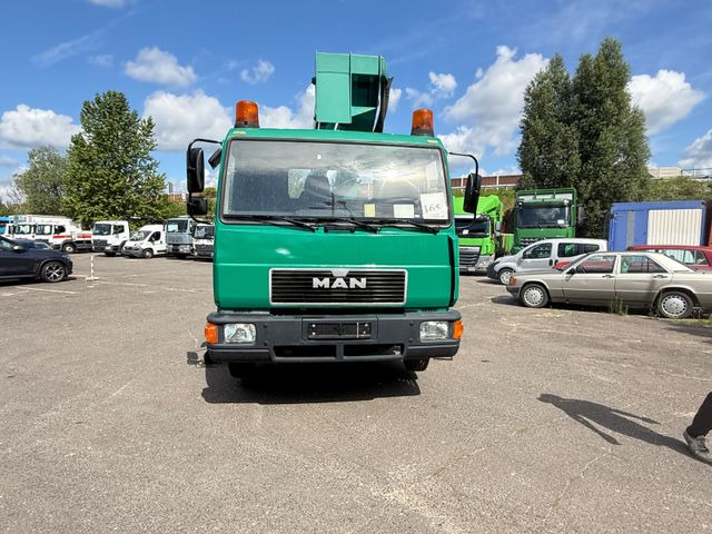 MAN 8.163 Hubarbeitsbühne - Lastbil med mandskabslift: billede 2 MAN 8.163 Hubarbeitsbühne - Lastbil med mandskabslift: billede 2