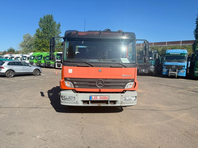 Mercedes-Benz Atego 1223 mit Kran MKG HLK 76 - Lastbil med lad, Lastbil med kran: billede 1 Mercedes-Benz Atego 1223 mit Kran MKG HLK 76 - Lastbil med lad, Lastbil med kran: billede 1