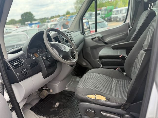 Små varebil Mercedes-Benz Sprinter II Kasten 219 CDI Automatik: billede 9 Små varebil Mercedes-Benz Sprinter II Kasten 219 CDI Automatik: billede 9