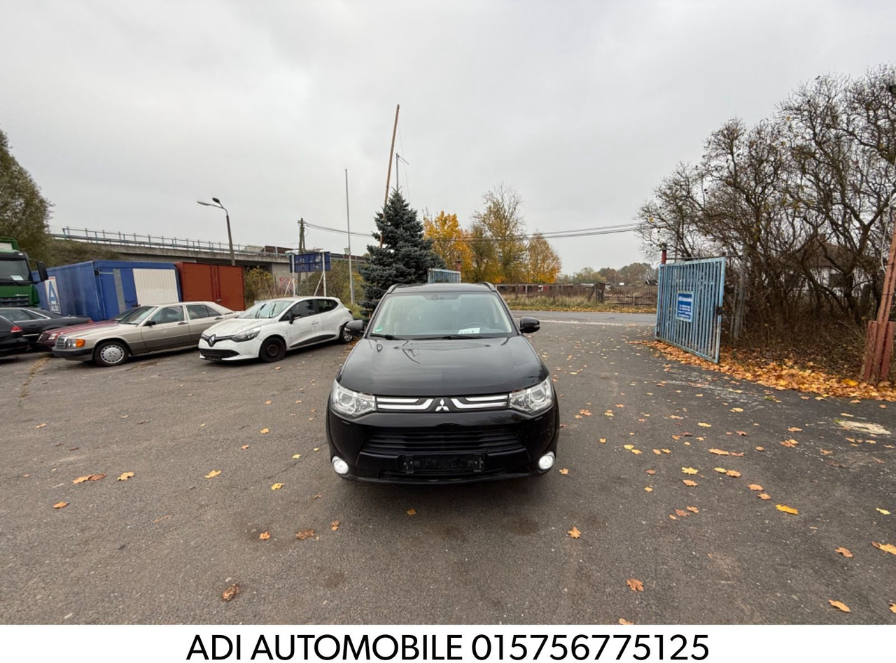 Mitsubishi Outlander 4X4 Allrad ClearTec Instyle - SUV: billede 1 Mitsubishi Outlander 4X4 Allrad ClearTec Instyle - SUV: billede 1