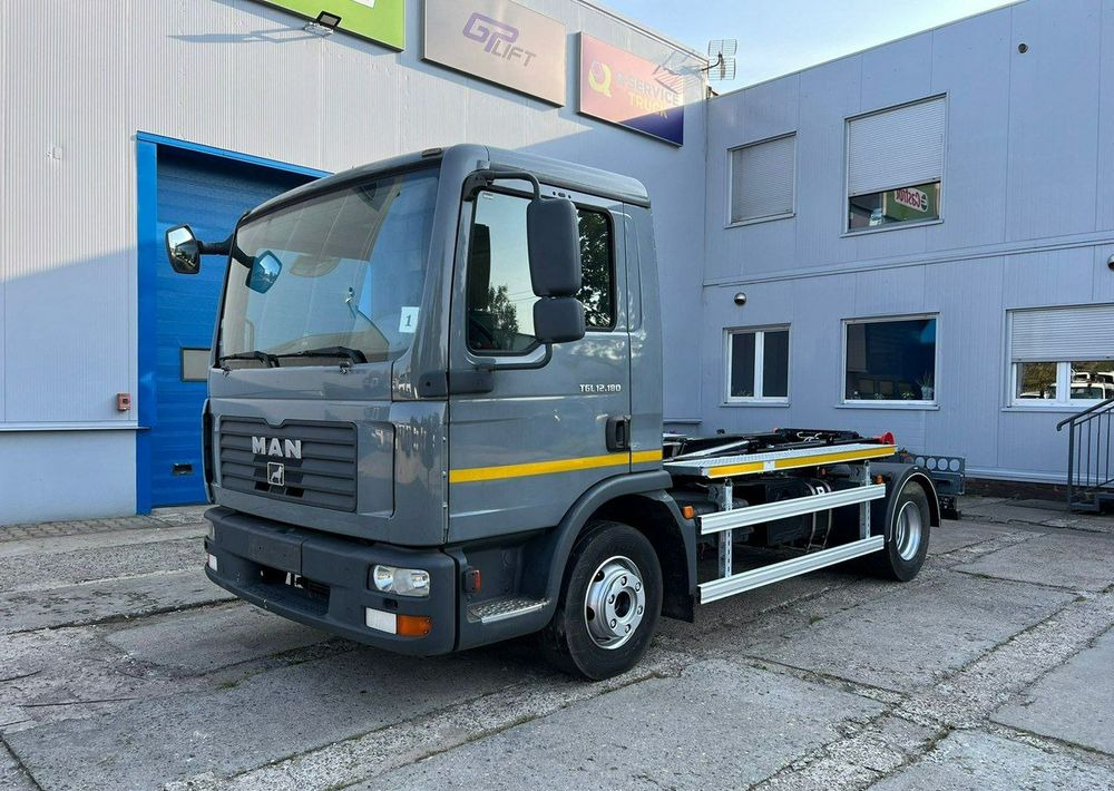 MAN TGL 12.180, hakowiec Janco/GP Lift - Affaldsmaskine: billede 1 MAN TGL 12.180, hakowiec Janco/GP Lift - Affaldsmaskine: billede 1