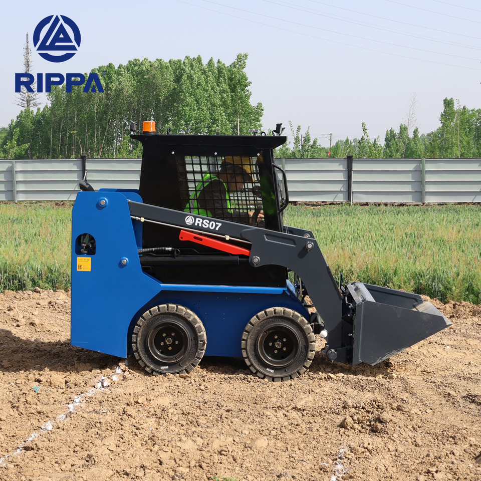 Rippa RS07 Compact Loader | 24.4hp Kubota Power | High Flow Dual Pump | Comfortable A/C Cabin - Skridstyret minilæsser: billede 4 Rippa RS07 Compact Loader | 24.4hp Kubota Power | High Flow Dual Pump | Comfortable A/C Cabin - Skridstyret minilæsser: billede 4
