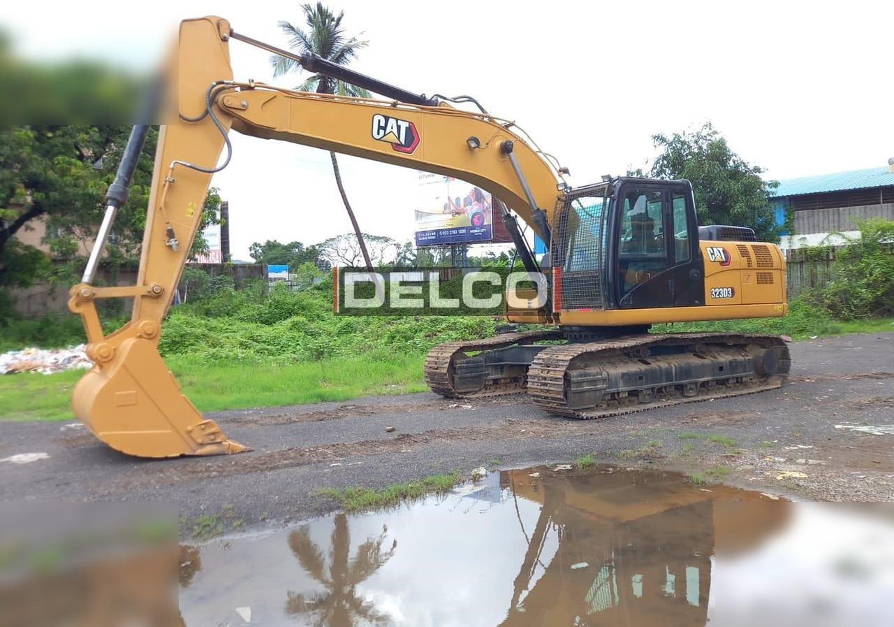 CATERPILLAR 323D3 - Bæltegravemaskine: billede 4 CATERPILLAR 323D3 - Bæltegravemaskine: billede 4