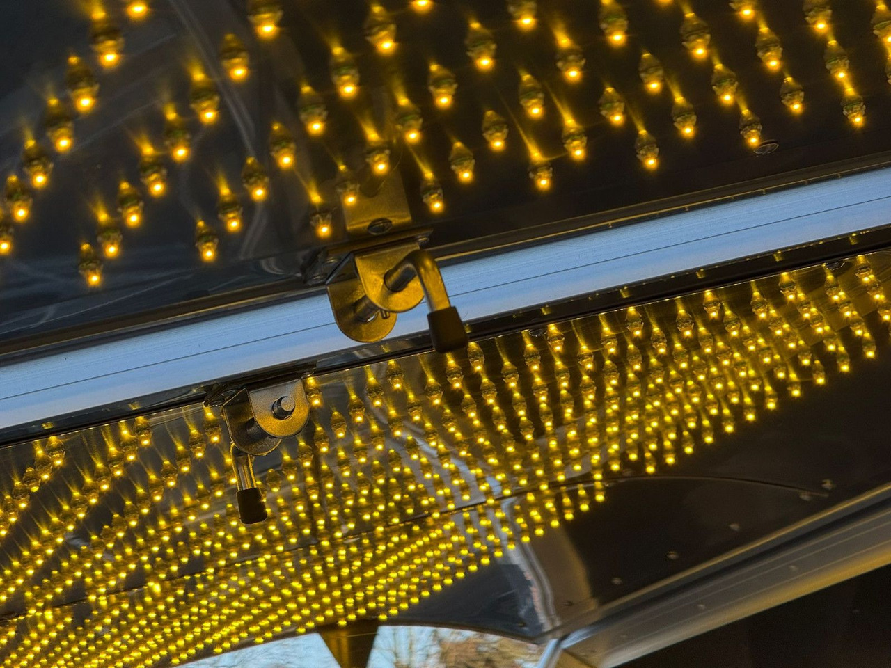 Esselmann Delistar Foodtruck 6000 ähn. Airstream - Salgsvogn: billede 5 Esselmann Delistar Foodtruck 6000 ähn. Airstream - Salgsvogn: billede 5