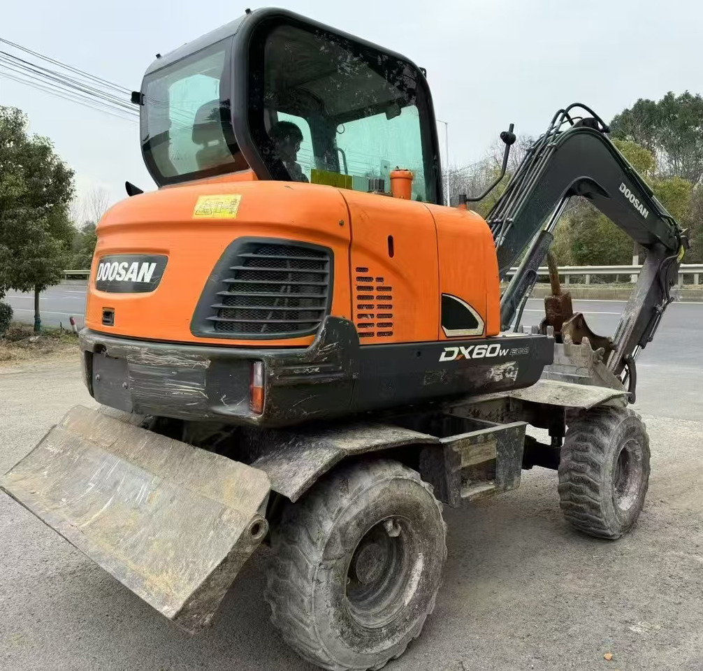 Doosan DX60 - Hjulgravemaskine: billede 3 Doosan DX60 - Hjulgravemaskine: billede 3