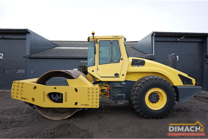 Bomag BW226 DH-4i BVC Trilrolwals - 27 ton - GPS pakket -TOP conditie - camera - Deutz 6 cil. - Tromle: billede 1 Bomag BW226 DH-4i BVC Trilrolwals - 27 ton - GPS pakket -TOP conditie - camera - Deutz 6 cil. - Tromle: billede 1