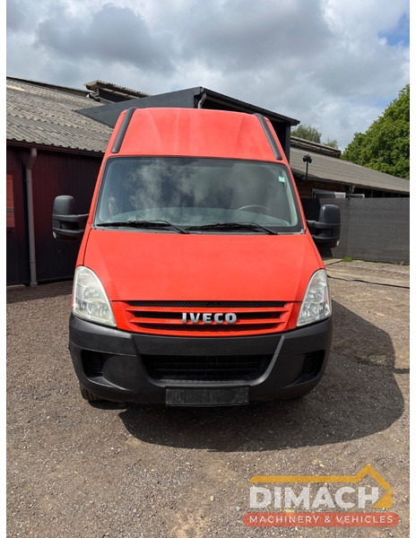 Iveco Daily 35C L2H2 85kW Dubbellucht, double air tyres - Varevogn: billede 4 Iveco Daily 35C L2H2 85kW Dubbellucht, double air tyres - Varevogn: billede 4