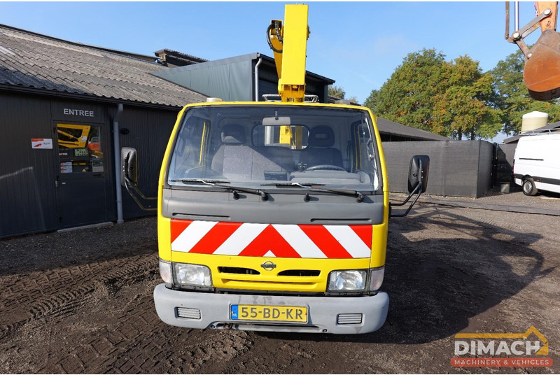 Nissan Cabstar E Sky high autohoogwerker 12meter elektrisch bedienbaar. manbak capaciteit 215kilo - Varebil: billede 4 Nissan Cabstar E Sky high autohoogwerker 12meter elektrisch bedienbaar. manbak capaciteit 215kilo - Varebil: billede 4