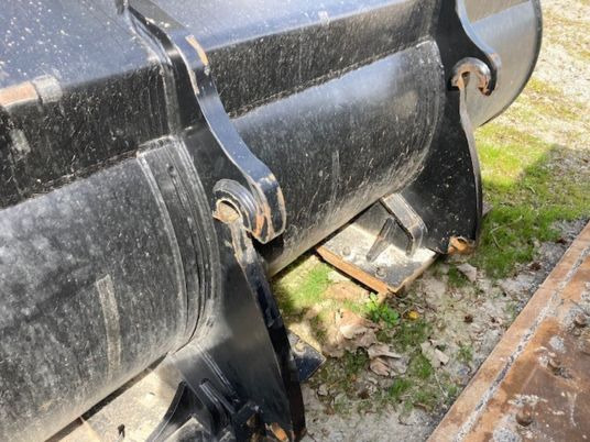 GODET ARDEN SEMI DELTA POUR CHARGEUSE CASE 921 - Skovl: billede 3 GODET ARDEN SEMI DELTA POUR CHARGEUSE CASE 921 - Skovl: billede 3