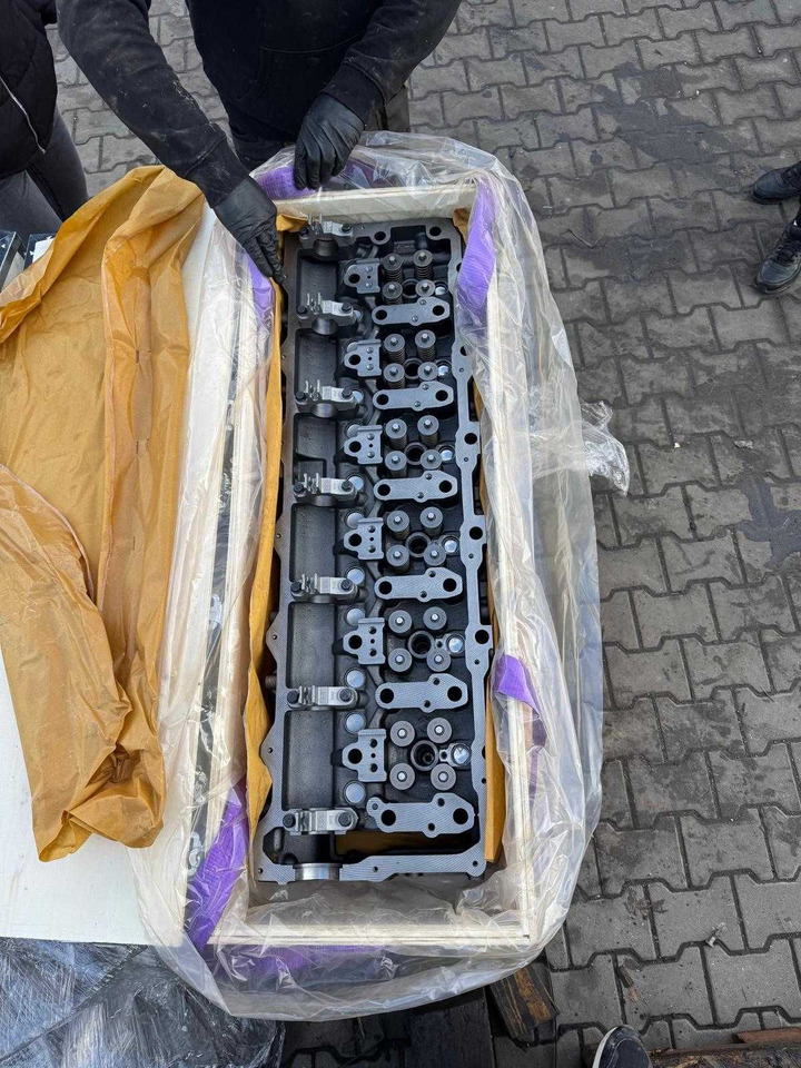 Blok NOWY! do silnika Mercedes om 460 JAGUAR ROPA CLAAS - Motor: billede 3 Blok NOWY! do silnika Mercedes om 460 JAGUAR ROPA CLAAS - Motor: billede 3