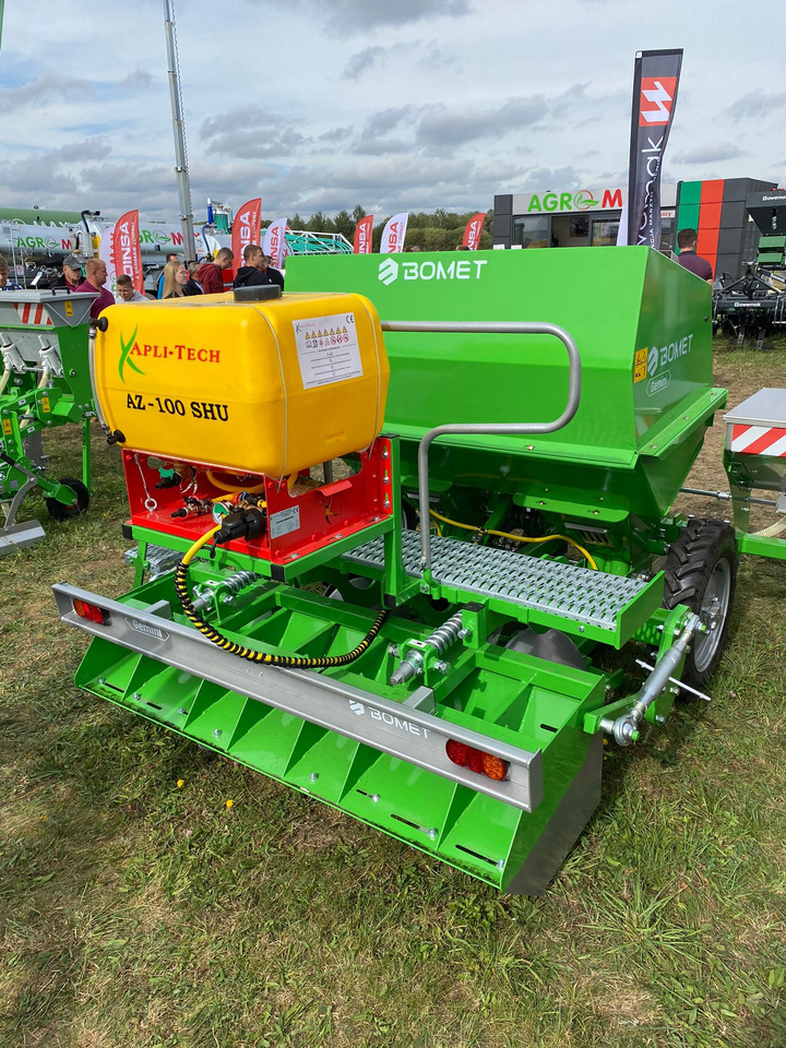 Bomet Kartoffelpflanzmaschine / Potato planter / Planteuse de pomme de terre / Piantapatate / Sadzarka ziemniaków - Kartoffellægger: billede 2 Bomet Kartoffelpflanzmaschine / Potato planter / Planteuse de pomme de terre / Piantapatate / Sadzarka ziemniaków - Kartoffellægger: billede 2