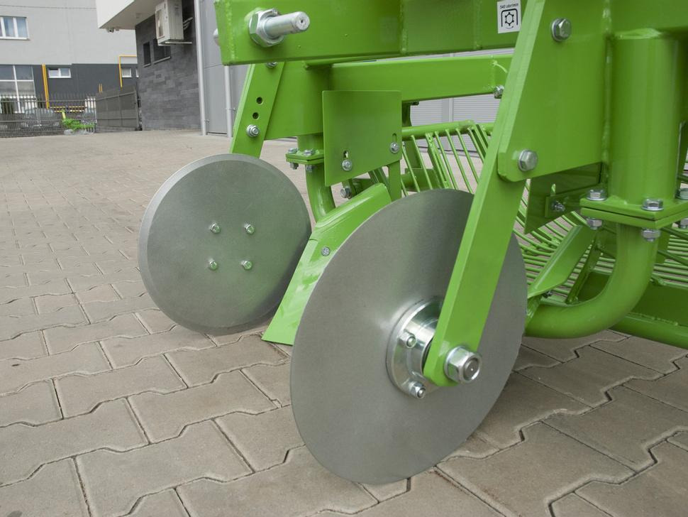 Bomet Siebkettenroder / Potato digger / Arracheuse de pomme de terre / Scavapatate / Однорядная картофельная копалка / Kopaczka do ziemniaków Ursa Z655 - Kartoffeloptager: billede 5 Bomet Siebkettenroder / Potato digger / Arracheuse de pomme de terre / Scavapatate / Однорядная картофельная копалка / Kopaczka do ziemniaków Ursa Z655 - Kartoffeloptager: billede 5