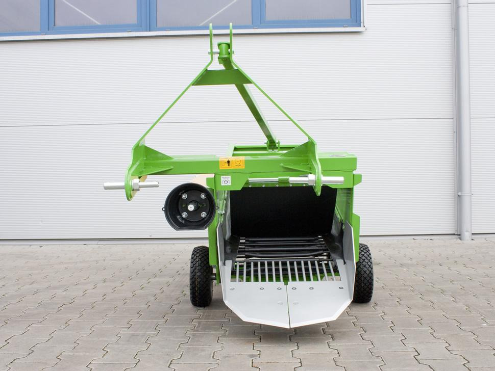 Bomet Siebkettenroder / Potato digger / Arracheuse de pomme de terre / Scavapatate / Однорядная картофельная копалка / Kopaczka do ziemniaków Z656 - Kartoffeloptager: billede 3 Bomet Siebkettenroder / Potato digger / Arracheuse de pomme de terre / Scavapatate / Однорядная картофельная копалка / Kopaczka do ziemniaków Z656 - Kartoffeloptager: billede 3