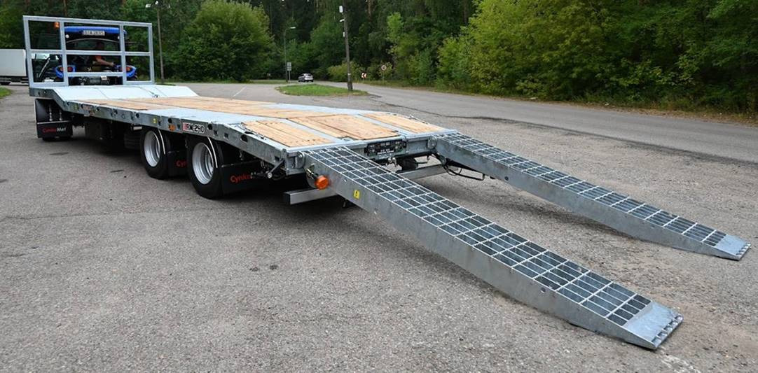 Cynkomet Plattformauflieger / Trailer / Remorque / Rimorchio a piattaforma / Remolque de plataforma / Прицеп для перевозки техники / Przyczepa maszynowa RM-240 18 t - Landbrugs anhænger platform: billede 2 Cynkomet Plattformauflieger / Trailer / Remorque / Rimorchio a piattaforma / Remolque de plataforma / Прицеп для перевозки техники / Przyczepa maszynowa RM-240 18 t - Landbrugs anhænger platform: billede 2