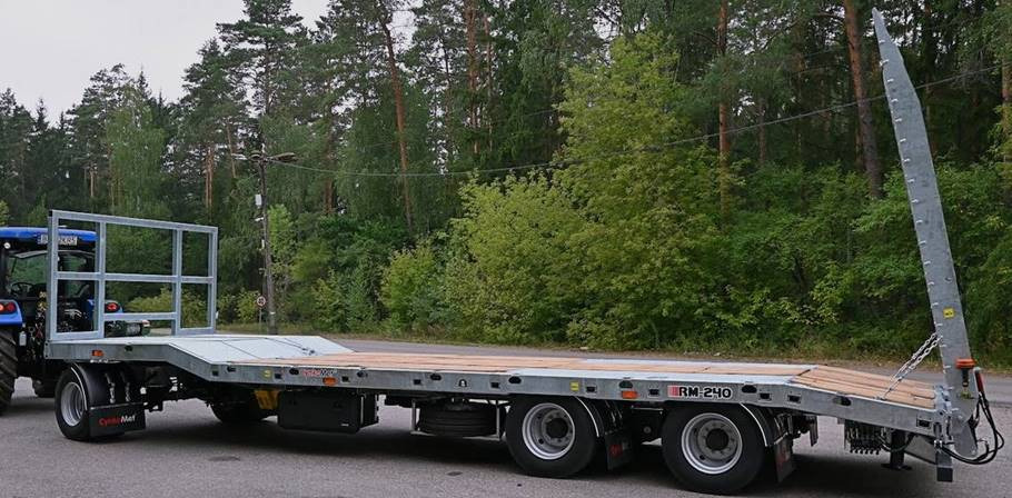 Cynkomet Plattformauflieger / Trailer / Remorque / Rimorchio a piattaforma / Remolque de plataforma / Прицеп для перевозки техники / Przyczepa maszynowa RM-240 18 t - Landbrugs anhænger platform: billede 3 Cynkomet Plattformauflieger / Trailer / Remorque / Rimorchio a piattaforma / Remolque de plataforma / Прицеп для перевозки техники / Przyczepa maszynowa RM-240 18 t - Landbrugs anhænger platform: billede 3