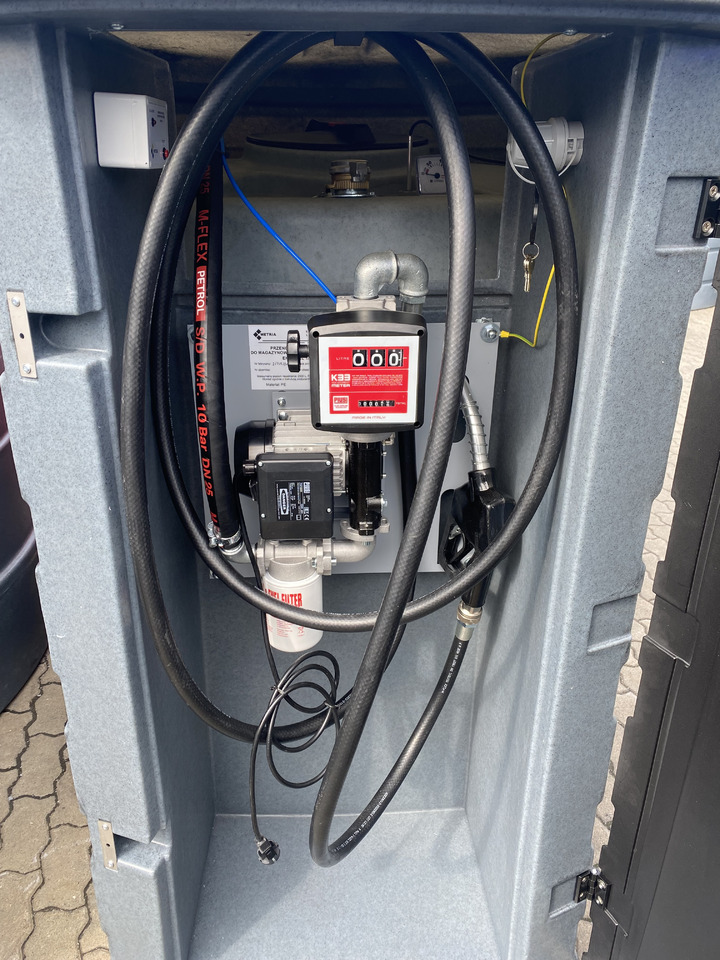 DC Dieseltank / Double-walled fuel tank for diesel fuel / Cuve à gasoil / Sebatoio gasolio / Бак для дизельного топлива / Zbiornik 2500 l - Lagertank: billede 5 DC Dieseltank / Double-walled fuel tank for diesel fuel / Cuve à gasoil / Sebatoio gasolio / Бак для дизельного топлива / Zbiornik 2500 l - Lagertank: billede 5