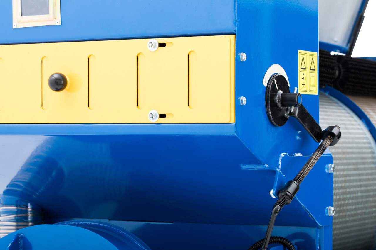 Dozamech Getreidereingier / Grain cleaner / Nettoyeur de céréales / Limpiadora de tambor para cerea / Pulitrice a tamburo per cereali / Барабанный очиститель для зерновых культур / Czyszczalnia bębnowa do zbóż - Kornrenser: billede 4 Dozamech Getreidereingier / Grain cleaner / Nettoyeur de céréales / Limpiadora de tambor para cerea / Pulitrice a tamburo per cereali / Барабанный очиститель для зерновых культур / Czyszczalnia bębnowa do zbóż - Kornrenser: billede 4