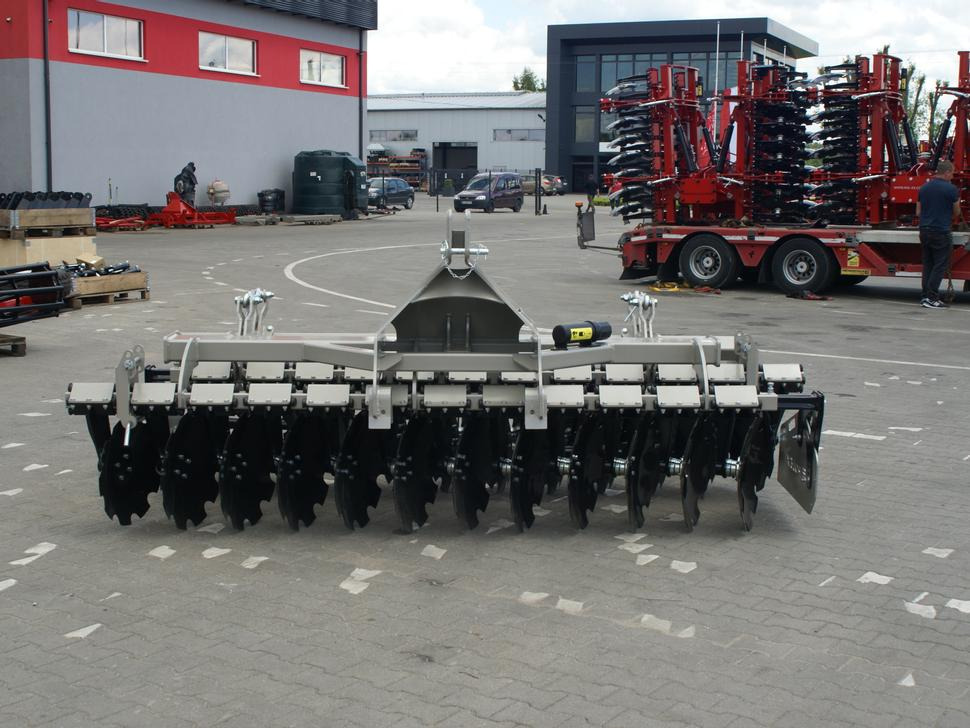 ROLEX Scheibenegge / Discs harrow / Dechaumeur à disques / Erpice a dischi / Cultivador de discos / Дисковая борона / Agregat talerzowy uprawowy 3 m - Tallerkenharve: billede 4 ROLEX Scheibenegge / Discs harrow / Dechaumeur à disques / Erpice a dischi / Cultivador de discos / Дисковая борона / Agregat talerzowy uprawowy 3 m - Tallerkenharve: billede 4