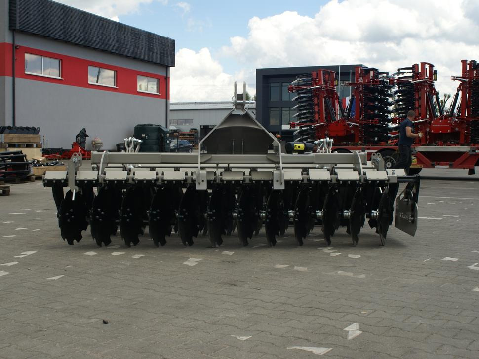 ROLEX Scheibenegge / Discs harrow / Dechaumeur à disques / Erpice a dischi / Cultivador de discos / Дисковая борона / Agregat talerzowy uprawowy 3 m - Tallerkenharve: billede 3 ROLEX Scheibenegge / Discs harrow / Dechaumeur à disques / Erpice a dischi / Cultivador de discos / Дисковая борона / Agregat talerzowy uprawowy 3 m - Tallerkenharve: billede 3