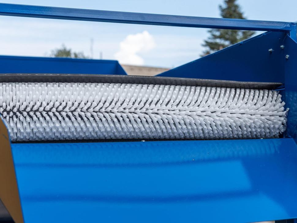 ROLMET Bürstenmaschine / Potato brush cleaner / Nettoyeuse à brosse / Pulitore a spazzole / Очиститель / Czyszczarka szczotkowa - Kartoffelmaskine: billede 4 ROLMET Bürstenmaschine / Potato brush cleaner / Nettoyeuse à brosse / Pulitore a spazzole / Очиститель / Czyszczarka szczotkowa - Kartoffelmaskine: billede 4