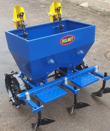 ROLMET Kartoffelpflanzmaschine / Potato planter / Planteuse de pomme de terre / Piantapatate / Sadzarka ziemniaków - Kartoffellægger: billede 3 ROLMET Kartoffelpflanzmaschine / Potato planter / Planteuse de pomme de terre / Piantapatate / Sadzarka ziemniaków - Kartoffellægger: billede 3