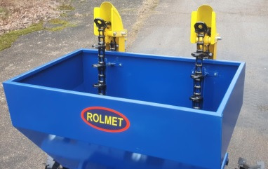 ROLMET Kartoffelpflanzmaschine / Potato planter / Planteuse de pomme de terre / Piantapatate / Sadzarka ziemniaków - Kartoffellægger: billede 4 ROLMET Kartoffelpflanzmaschine / Potato planter / Planteuse de pomme de terre / Piantapatate / Sadzarka ziemniaków - Kartoffellægger: billede 4