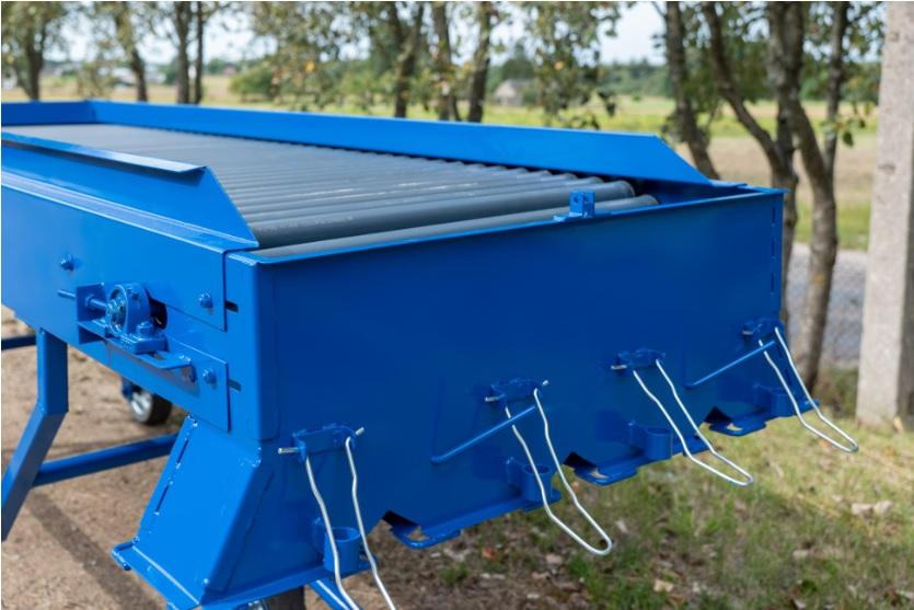 ROLMET Rollenverlesetisch / Sorting table / Table de tri / Tavolo selettivo / Сортировочный стол / Stół przebierczy SP 1 - Kartoffelmaskine: billede 4 ROLMET Rollenverlesetisch / Sorting table / Table de tri / Tavolo selettivo / Сортировочный стол / Stół przebierczy SP 1 - Kartoffelmaskine: billede 4