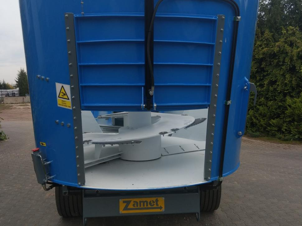 ZAMET Futtermischwagen / Feed mixer / Melangeuse / Carro miscelatore / Vagoneta de alimentación /Кормораздатчик / Wóz paszowy 16 m3 - Fuldfoderblander: billede 5 ZAMET Futtermischwagen / Feed mixer / Melangeuse / Carro miscelatore / Vagoneta de alimentación /Кормораздатчик / Wóz paszowy 16 m3 - Fuldfoderblander: billede 5