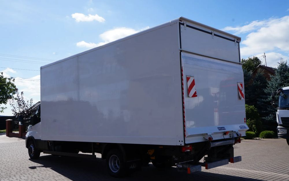 Iveco DAILY 72c18 Automat HI-MATIC Kontener 6 m 74 tys km STAN NOWY - Lastbil varevogn: billede 4 Iveco DAILY 72c18 Automat HI-MATIC Kontener 6 m 74 tys km STAN NOWY - Lastbil varevogn: billede 4