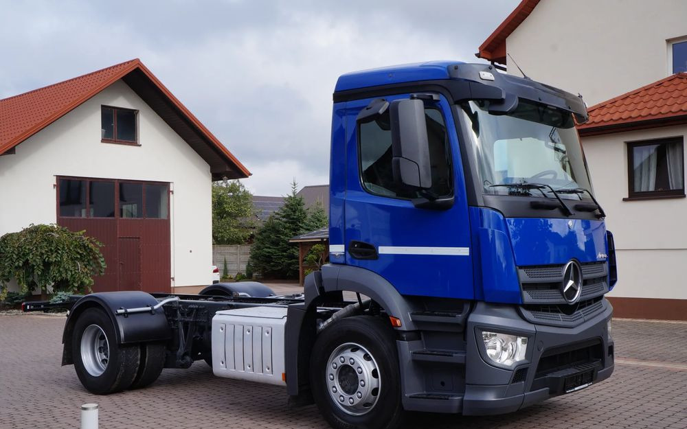 Mercedes-Benz ANTOS 1824 ACTROS EURO 6 RAMA DO ZABUDOWY ROZSTAW OSI 3.80M ANTOS 1830 1827 - Lastbil chassis: billede 3 Mercedes-Benz ANTOS 1824 ACTROS EURO 6 RAMA DO ZABUDOWY ROZSTAW OSI 3.80M ANTOS 1830 1827 - Lastbil chassis: billede 3