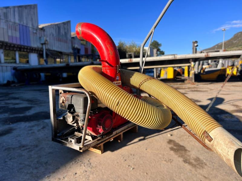 ASPIRATEUR A FEUILLE MOTORISÉ SUR BERCE (NET TVA) - Industristøvsuger: billede 4 ASPIRATEUR A FEUILLE MOTORISÉ SUR BERCE (NET TVA) - Industristøvsuger: billede 4