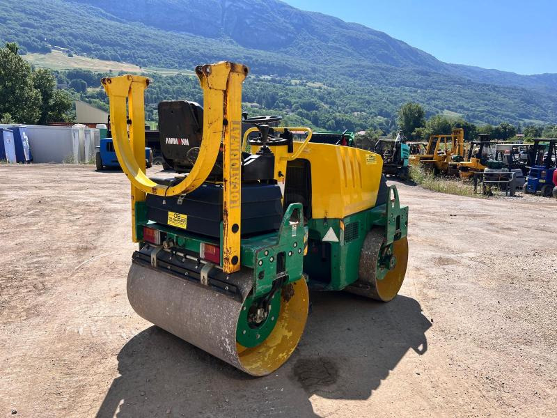 Ammann AV26-2 COMPACTEUR ROULEAU TANDEM VIBRANT ARTICULÉ - Vejtromle: billede 5 Ammann AV26-2 COMPACTEUR ROULEAU TANDEM VIBRANT ARTICULÉ - Vejtromle: billede 5