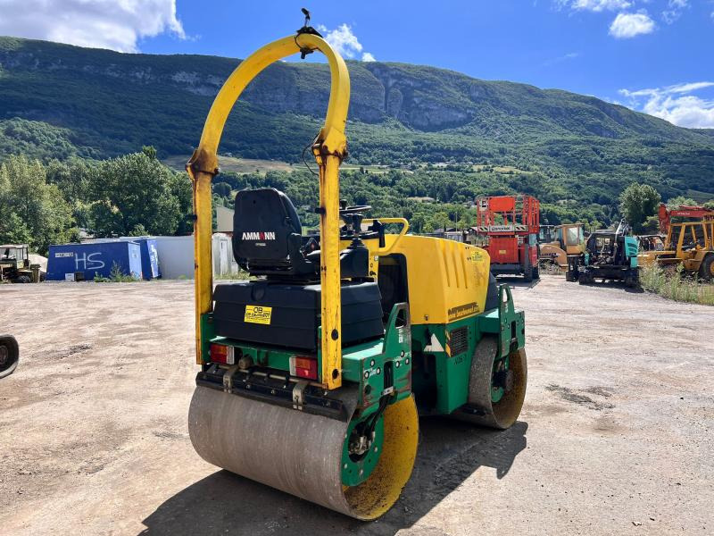 Ammann COMPACTEUR AV26-2 ROULEAU TANDEM VIBRANT ARTICULÉ - Mini tromle: billede 4 Ammann COMPACTEUR AV26-2 ROULEAU TANDEM VIBRANT ARTICULÉ - Mini tromle: billede 4