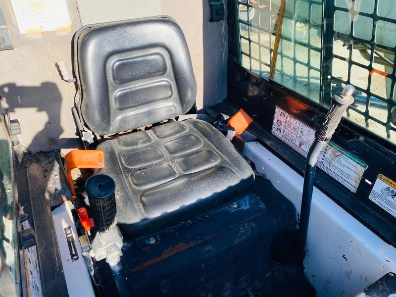 Leje en BOBCAT S100 mini chargeuse sur pneu (AVEC ACCESSOIRES) BOBCAT S100 mini chargeuse sur pneu (AVEC ACCESSOIRES): billede 10