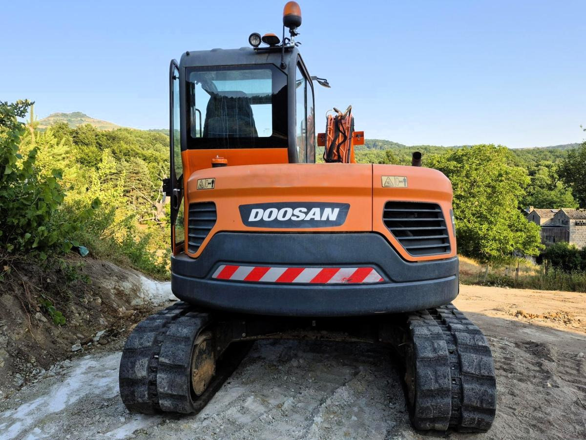 Doosan DX85R-3 PELLE A CHENILLES 8,5T - Bæltegravemaskine: billede 3 Doosan DX85R-3 PELLE A CHENILLES 8,5T - Bæltegravemaskine: billede 3